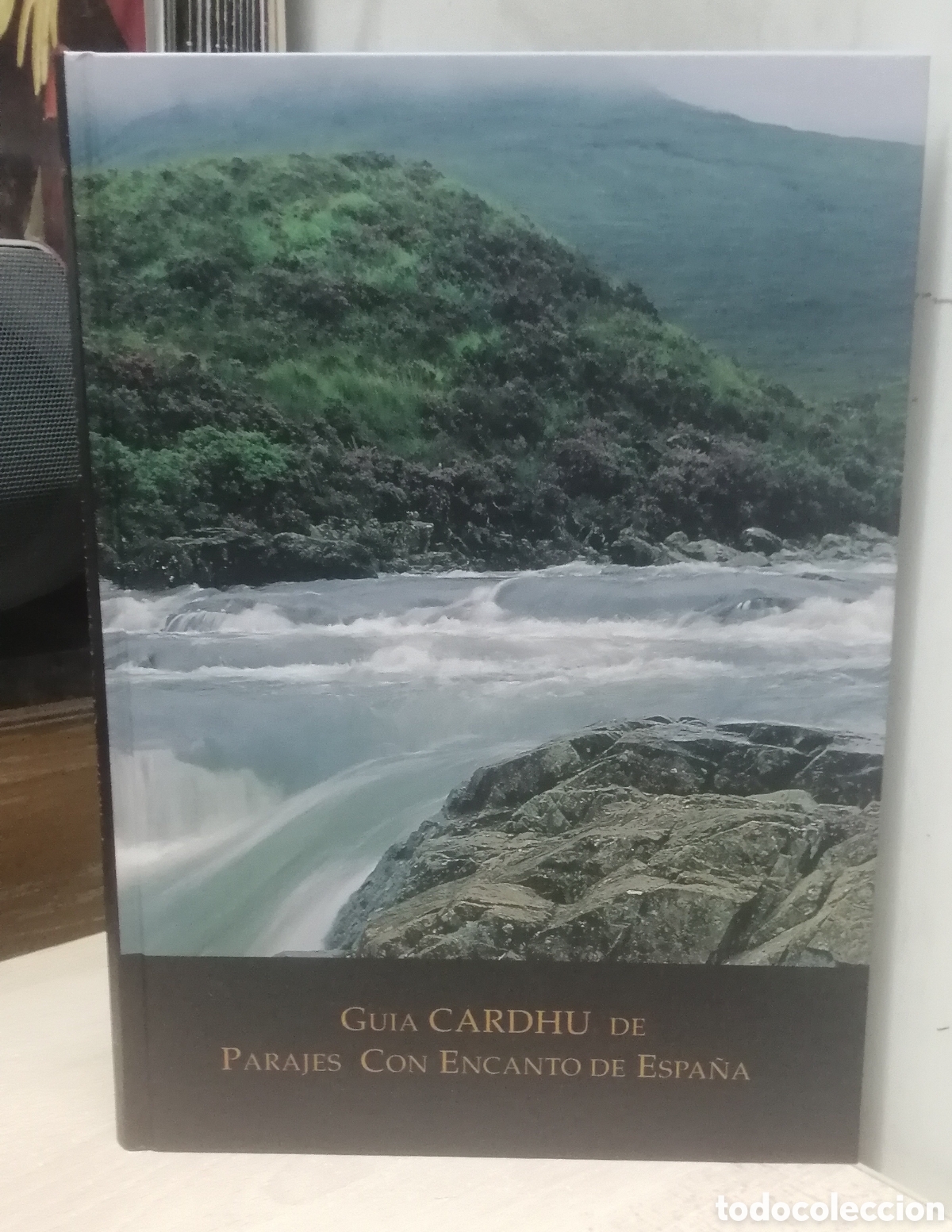 Libros de segunda mano: Gu&iacute;a Cardhu de Parajes con Encanto de Espa&ntilde;a Random House Mondadori 2005