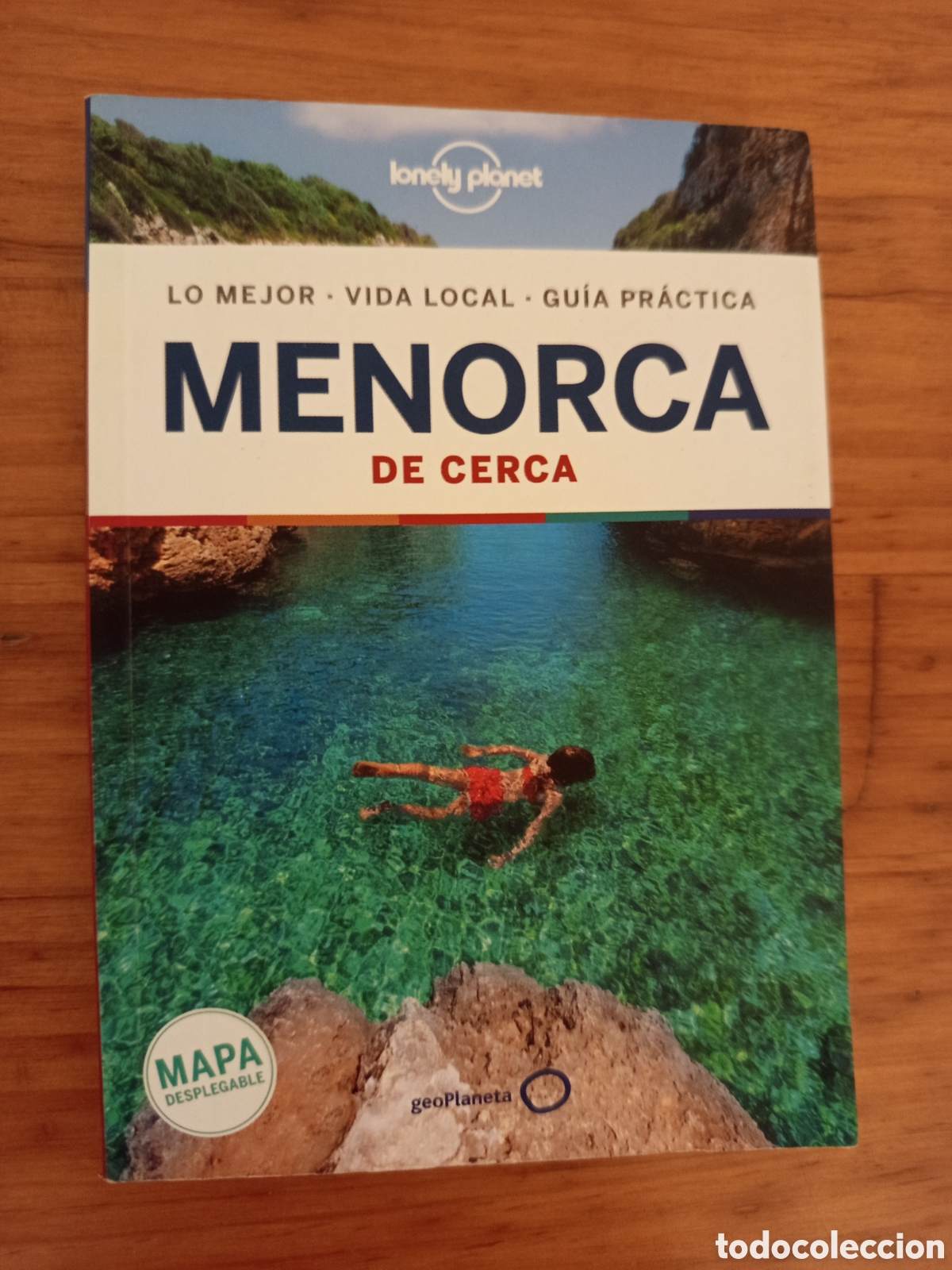 Libros de segunda mano: MENORCA DE CERCA. LO MEJOR / VIDA LOCAL / GUIA PRACTICA (LONELY PLANET)