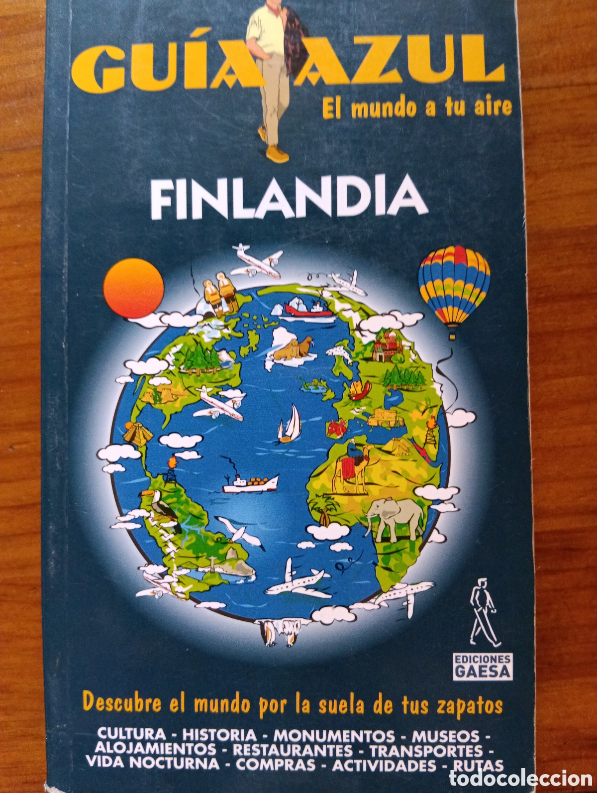 Libros de segunda mano: Gu&iacute;a Azul - Finlandia - Ediciones Gaesa