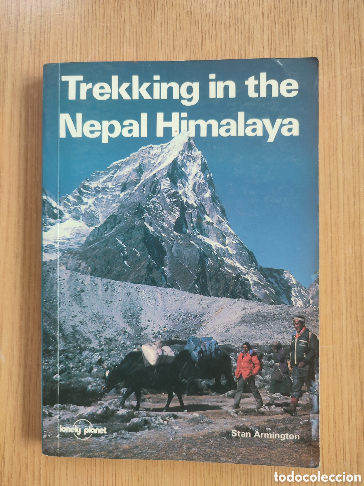 Libros de segunda mano: Treking in the Nepal Himalaya. Lonely planet. En Ingl&eacute;s.