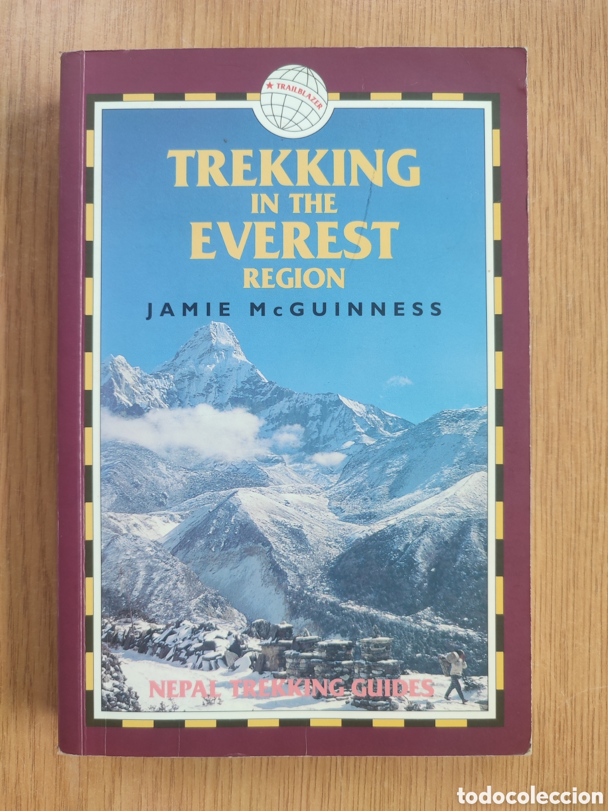 Libros de segunda mano: Trekking in the Everest region. Jamie McGuinnes. En Ingl&eacute;s