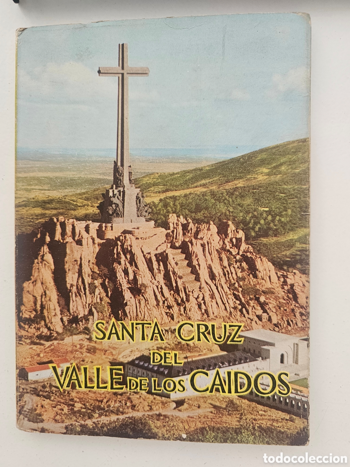 Libros de segunda mano: Gu&iacute;a Tur&iacute;stica &rdquo;Santa Cruz del Valle de los Ca&iacute;dos&rdquo; (Edici&oacute;n 1960)