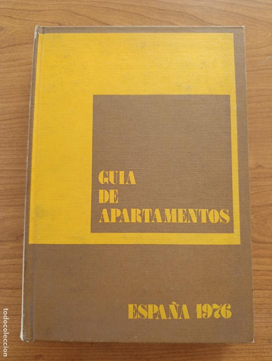 Libros de segunda mano: GUIA DE APARTAMENTOS ESPA&Ntilde;A 1976. DIRECCI&Oacute;N GENERAL DE EMPRESAS