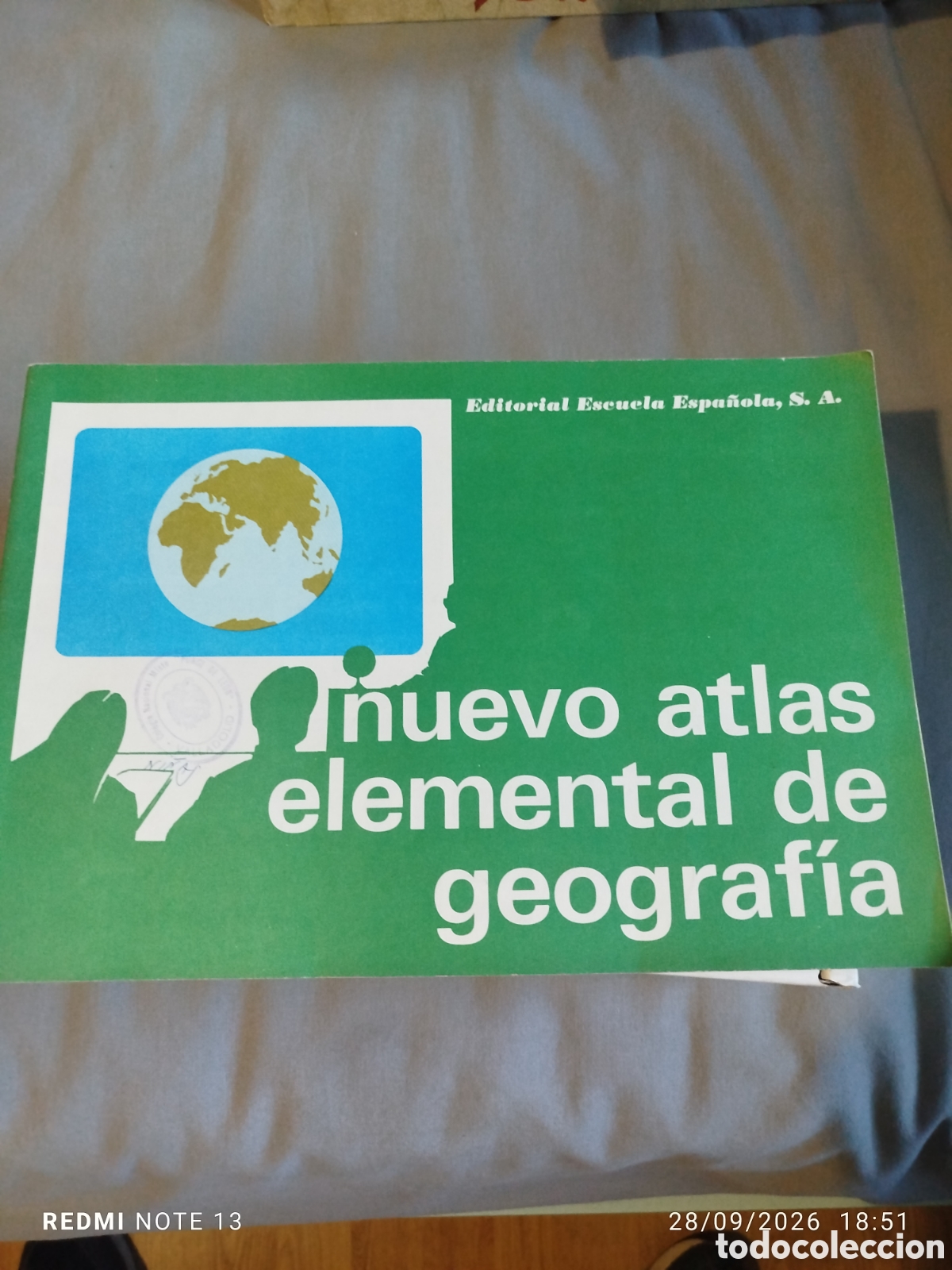 Libros de segunda mano: Nuevo atlas de geograf&iacute;a .ed escuela espa&ntilde;ola