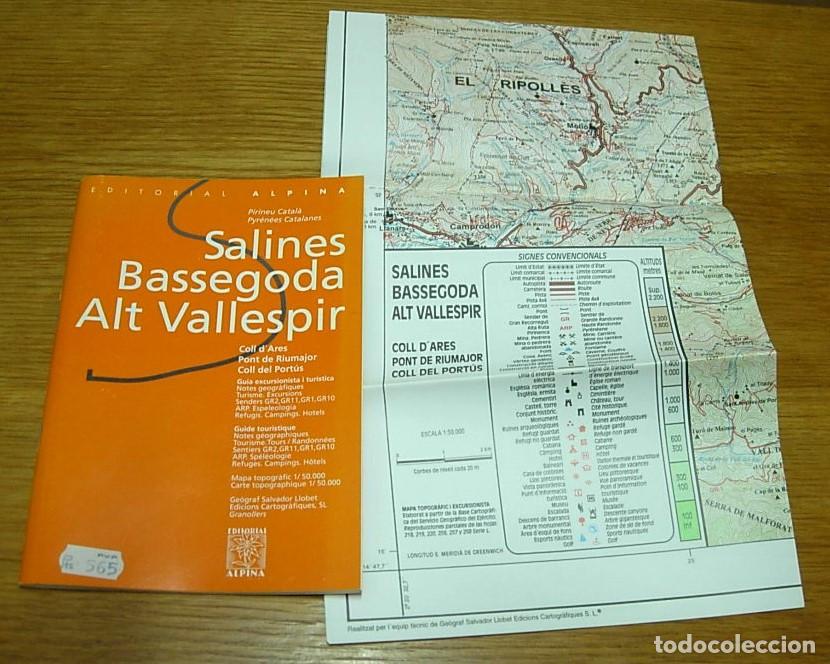 Libros de segunda mano: SALINES BASSEGODA ALT VALLESPIR Gu&iacute;a Excursionista y Tur&iacute;stica + Mapa 1:50.000 Ed. Alpina 1995 Raro!