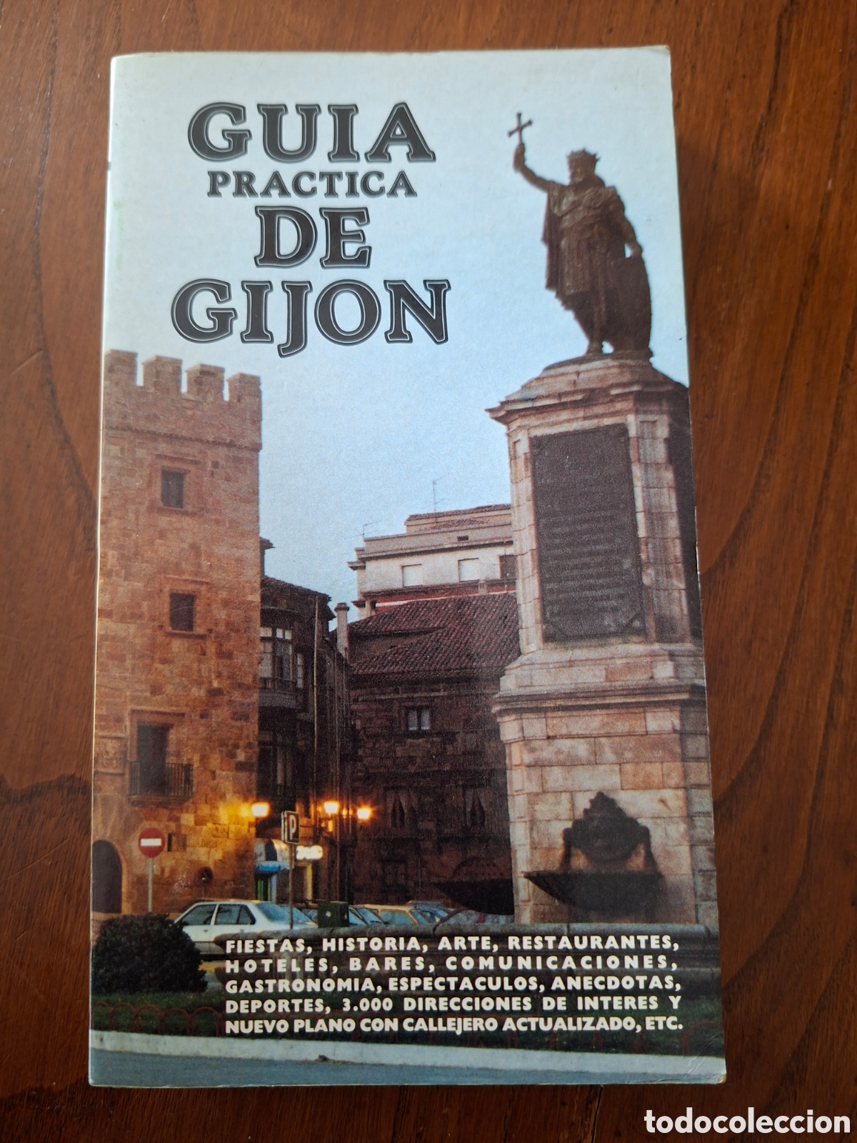 Livres d'occasion: Gu&iacute;a pr&aacute;ctica de Gij&oacute;n / Rafael Loredo Coste y otros / Tipograf&iacute;a la Industria en 1991