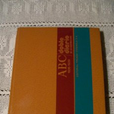 Libros de segunda mano: ABC DOBLE DIARIO DE LA GUERRA CIVIL EDITORIAL PRENSA ESPAÑOLA TOMO 1 19-7-1936 AL 30-10-1936. Lote 52006786