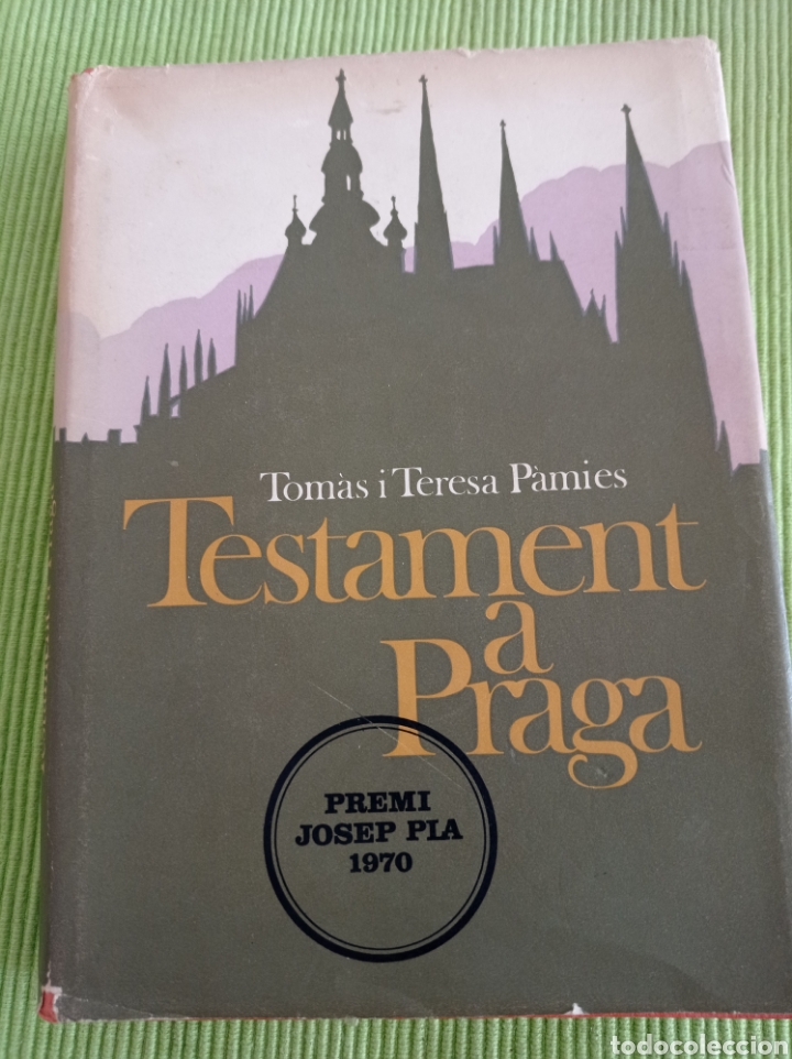 Libros de segunda mano: Testament a Praga - Foto 1