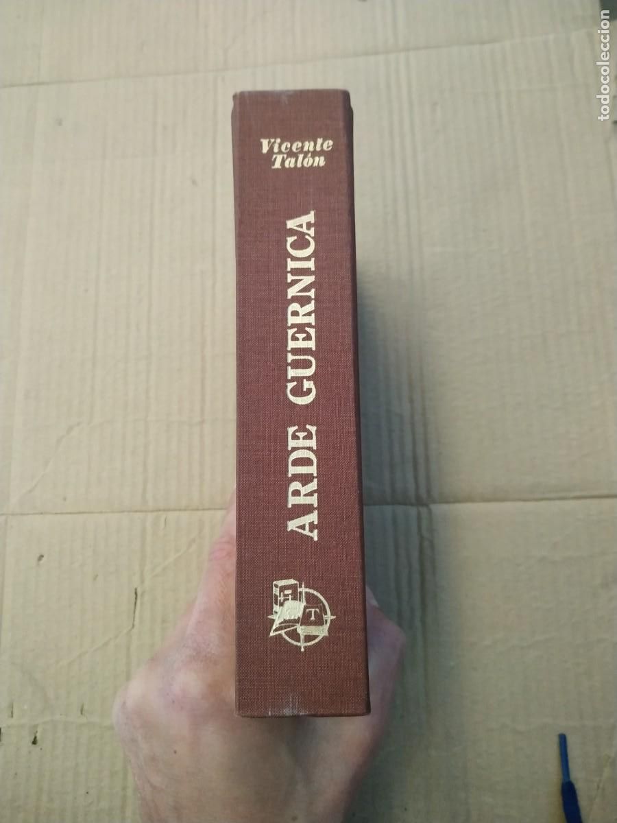 Libros de segunda mano: Arde Guernica - Vicente Tal&oacute;n - Foto 2