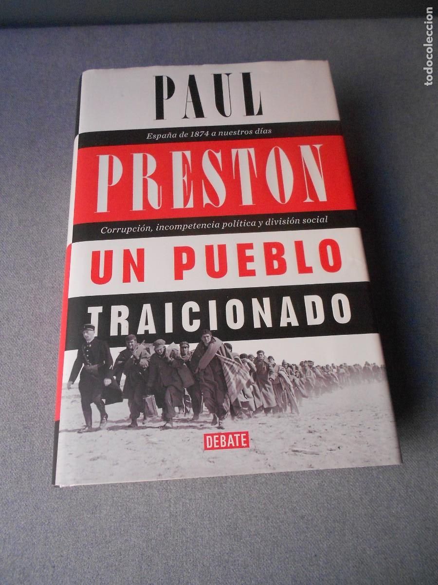 Libros de segunda mano: UN PUEBLO TRAICIONADO - Foto 1