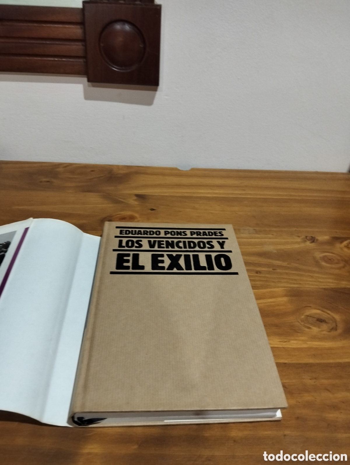 Libros de segunda mano: Los vencidos y el exilio - Foto 2