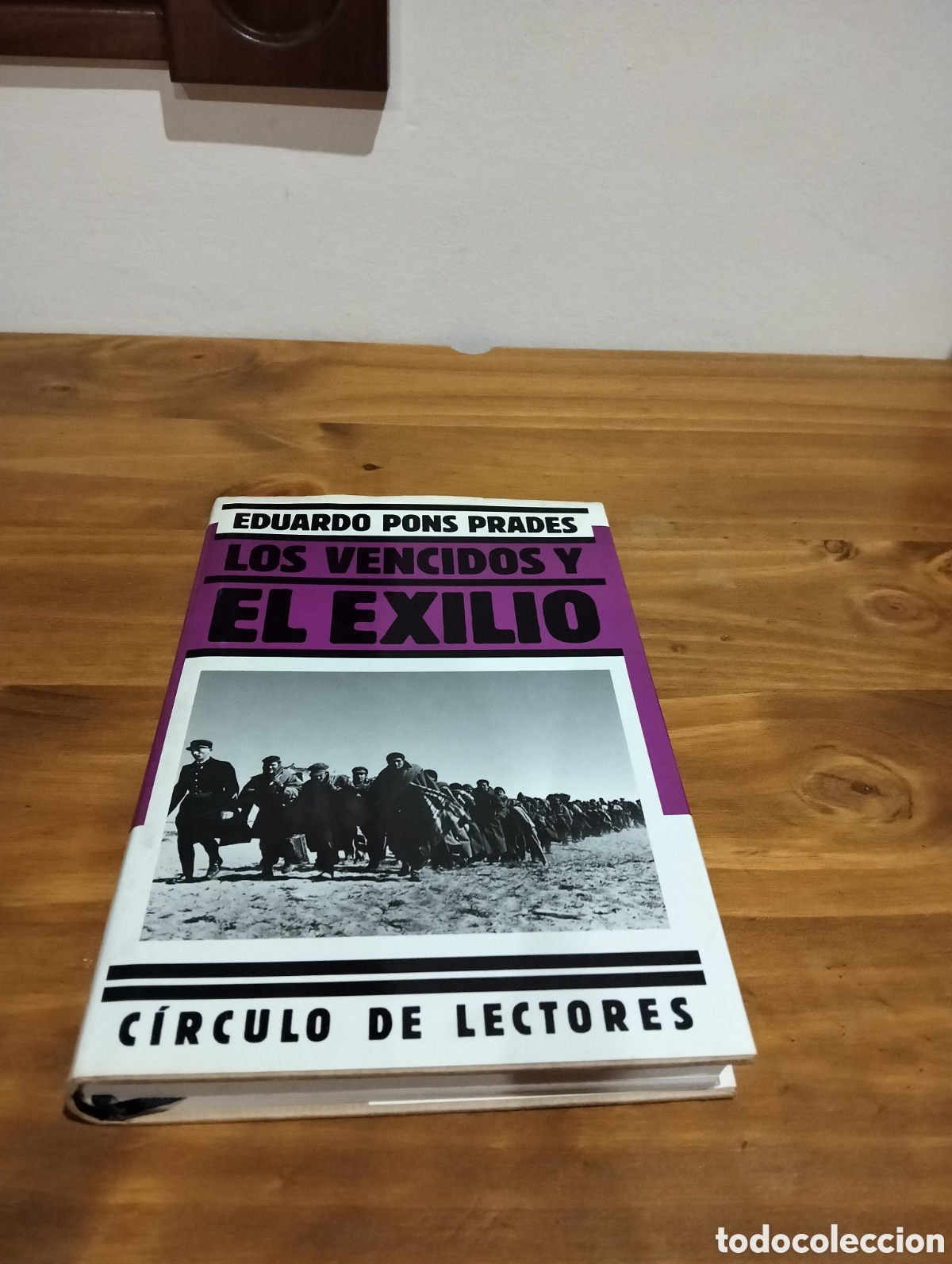 Libros de segunda mano: Los vencidos y el exilio - Foto 1