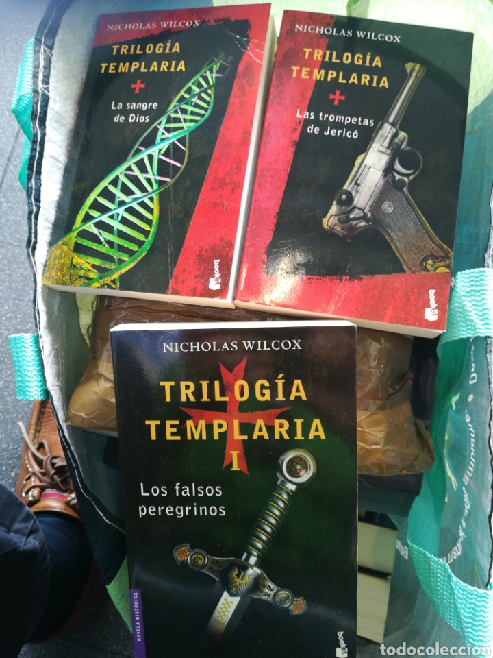 Libros de segunda mano: Triolog&iacute;a Templaria loos falsos peregrinos, las trompetas de Jeric&oacute; y la sangre de Dios