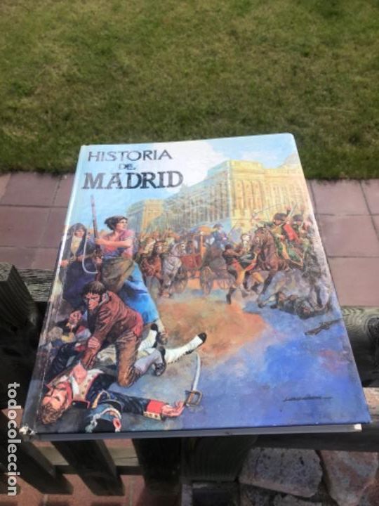 Libros de segunda mano: Historia de Madrid, comic - Foto 1