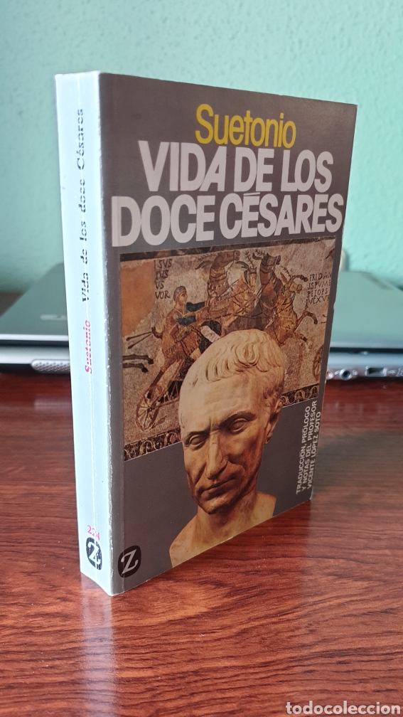 Libros de segunda mano: Vida de los doce cesares. Suetonio. - Foto 1