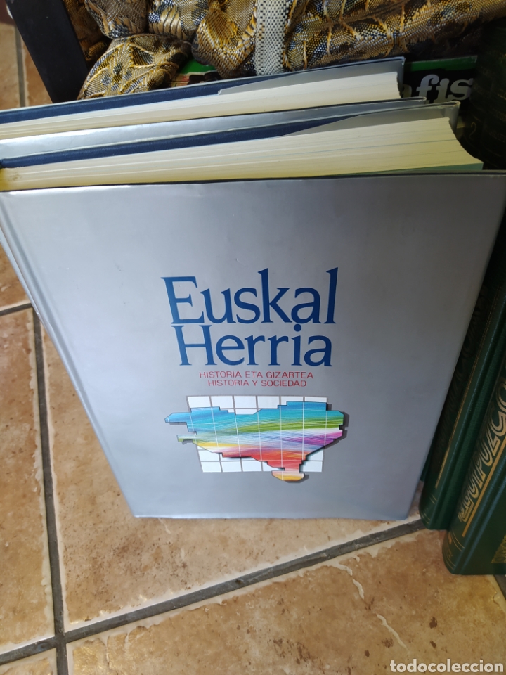 Libros de segunda mano: Euskal herria - Foto 1