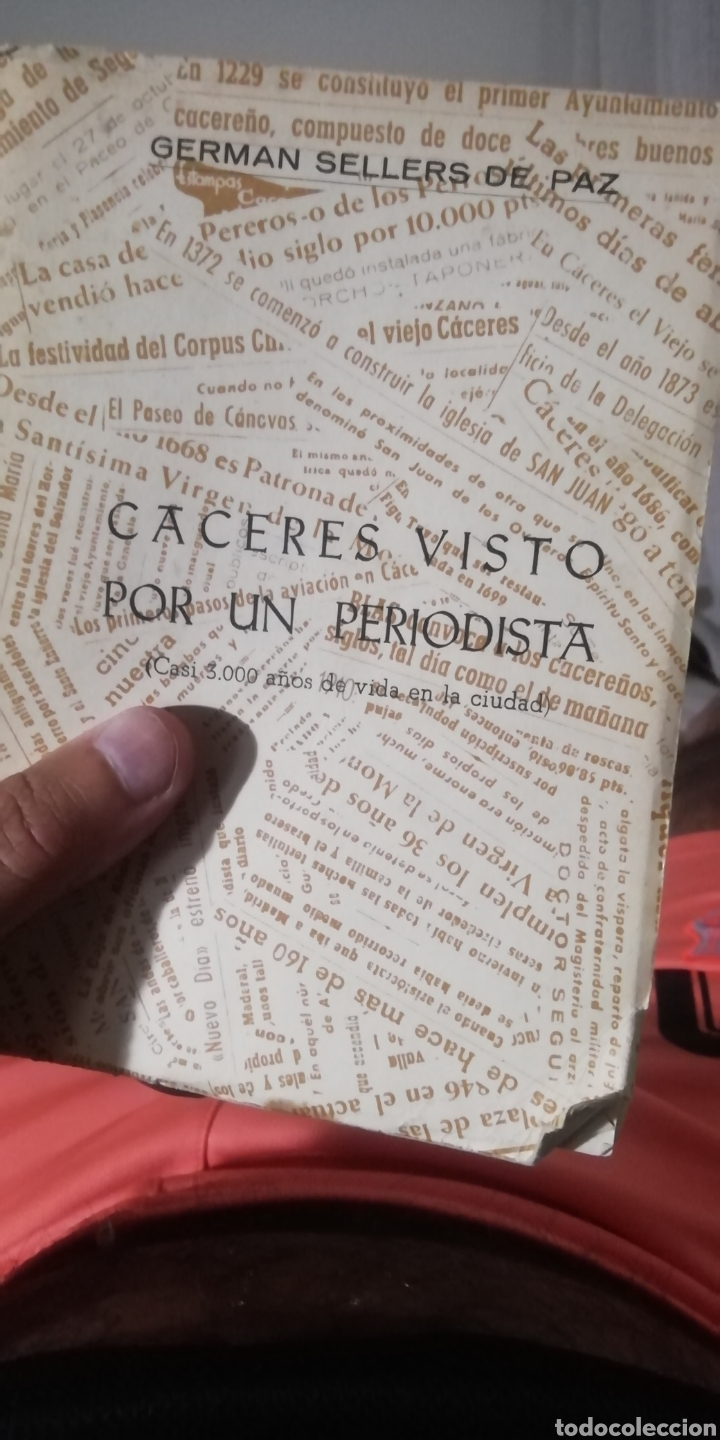 Livres d'occasion: C&aacute;ceres visto por un periodista. 1964. German sellers