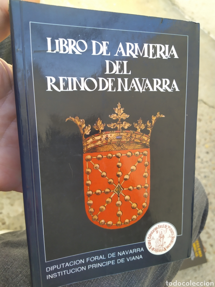 Gebrauchte B&uuml;cher: Libro de armer&iacute;a del Reino de Navarra Diputaci&oacute;n Foral 350 p&aacute;ginas muy ilustrado