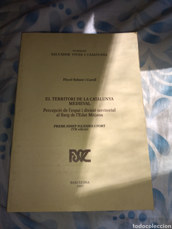 Libri di seconda mano: El territori de la Catalunya medieval. L'Edat Mitjana a Catalunya.