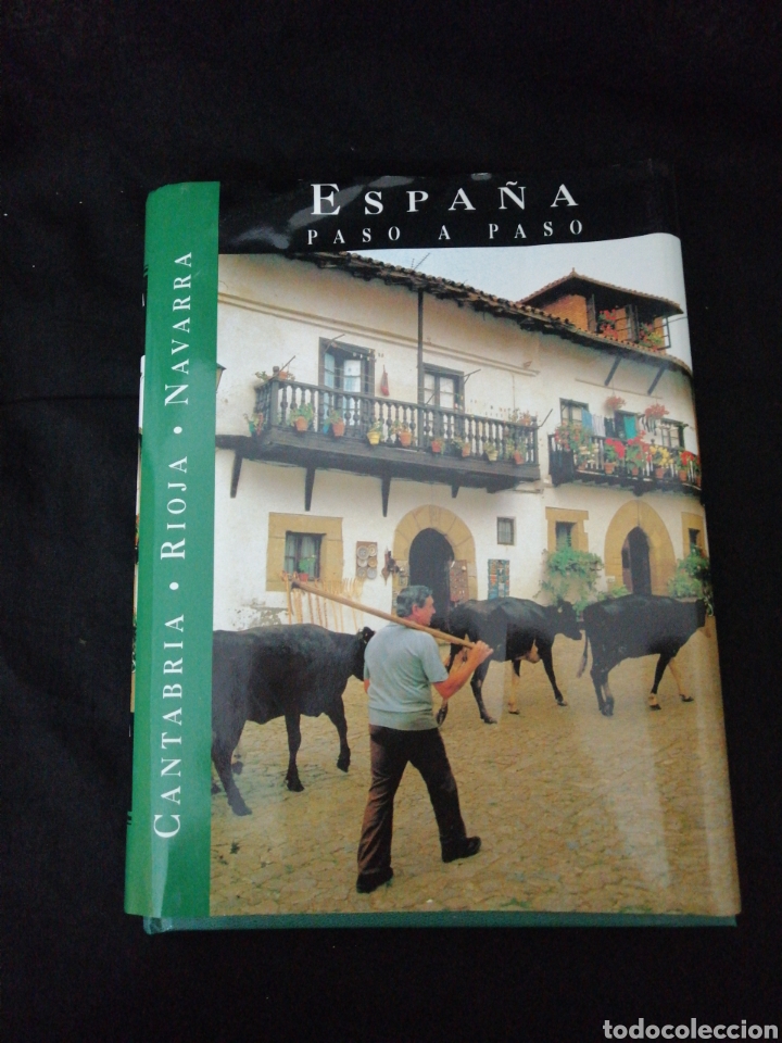 Libros de segunda mano: CANTABRIA, RIOJA, NAVARRA, libro ESPA&Ntilde;A PASO A PASO. A&ntilde;o 1997,simil piel, excelente estado.