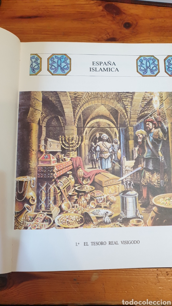 Libri di seconda mano: Historia de espa&ntilde;a en comic tomo 3