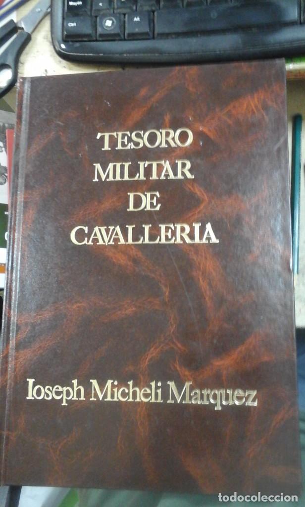 Libri di seconda mano: TESORO MILITAR DE CAVALLER&Iacute;A (Acedo (Navarra) 1989) Facs&iacute;mil del de 1642