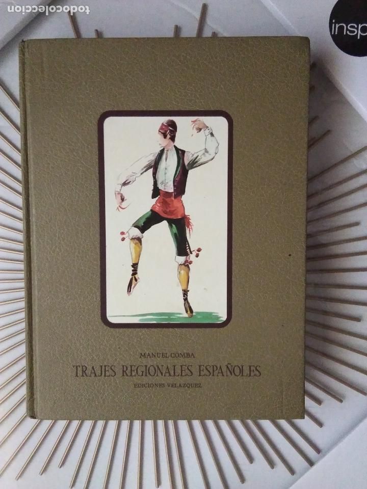 Libros de segunda mano: TRAJES REGIONALES MANUEL COMBA - Foto 1