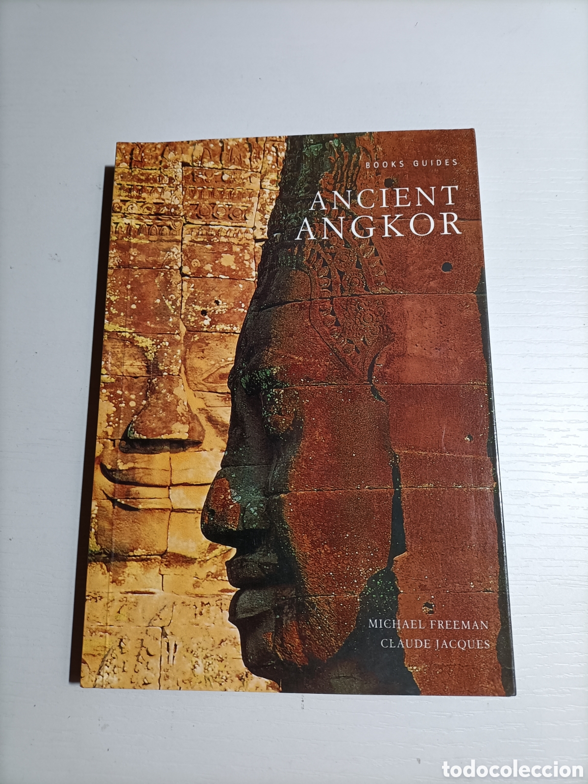 Libros de segunda mano: Ancient Angkor Book Guides Michael Freeman - Foto 1