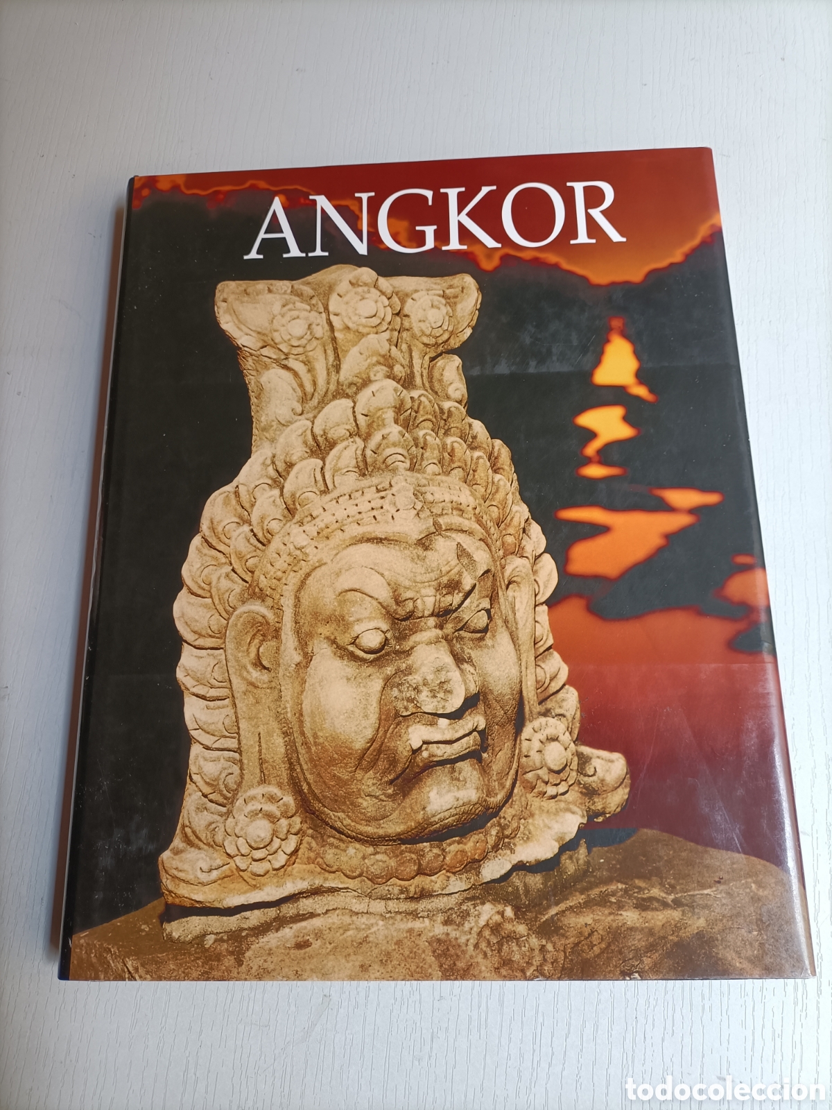 Libros de segunda mano: Angkor Claude Jacques. texto en ingl&eacute;s - Foto 2