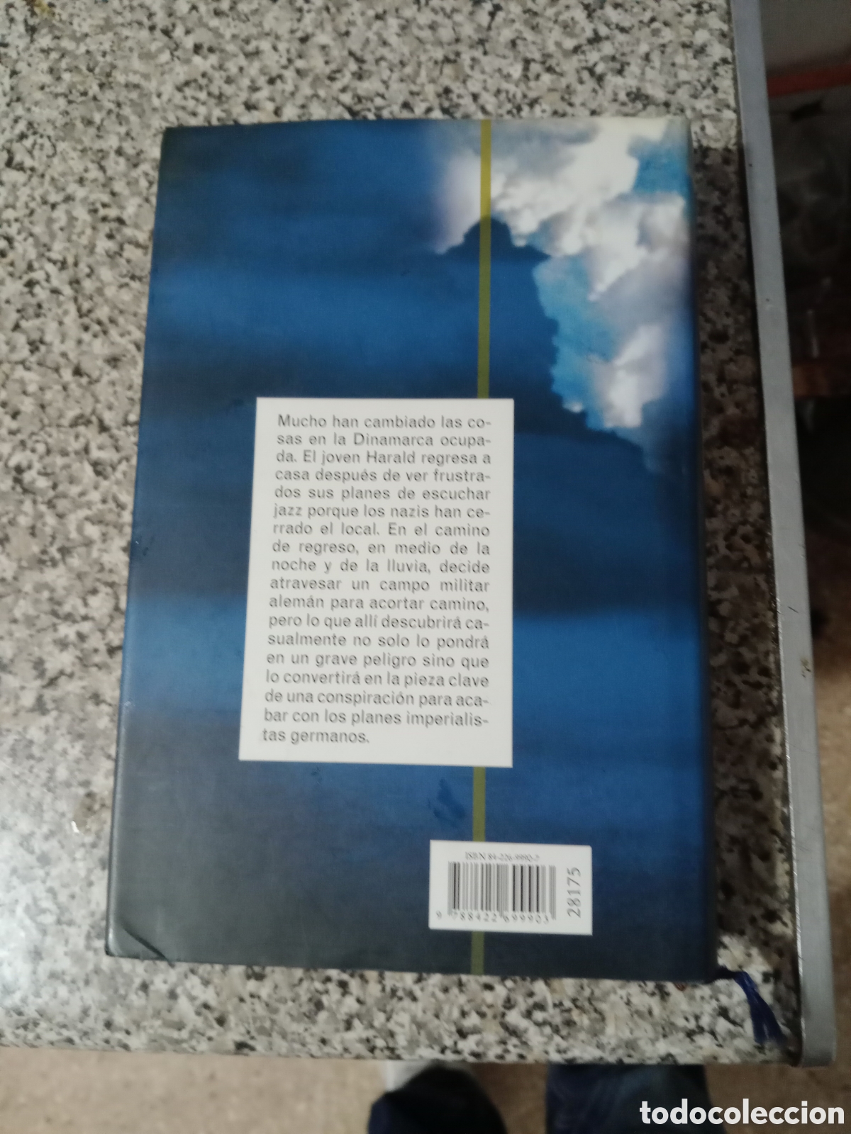 Libros de segunda mano: Vuelo Final (Ken Follett) - Foto 2