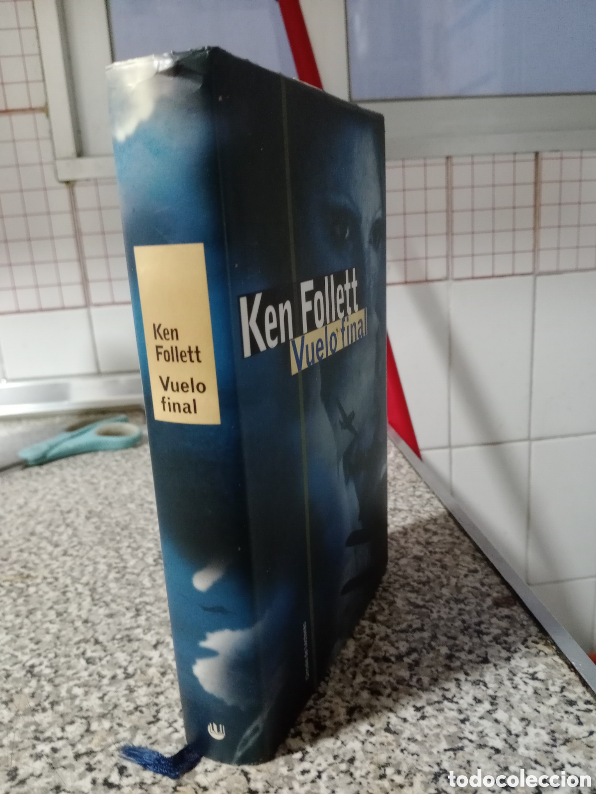 Libros de segunda mano: Vuelo Final (Ken Follett) - Foto 4