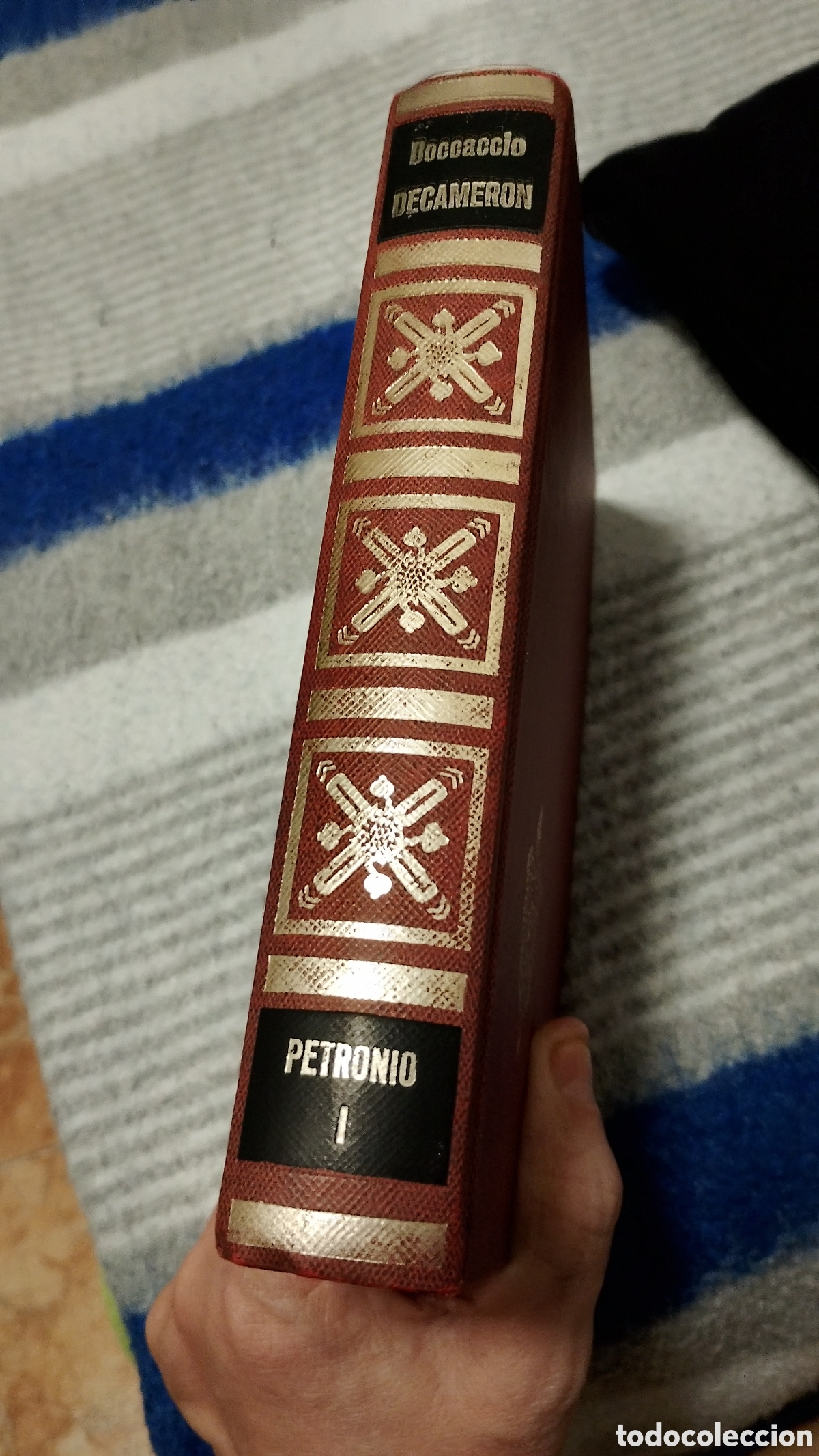 Libros de segunda mano: Decamer&oacute;n tomos 1 y 2 de Boccaccio - Foto 1