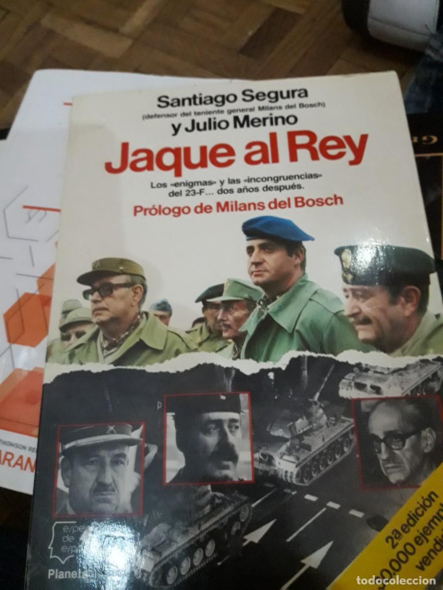 Libros de segunda mano: Libro jaque al rey pr&oacute;logo de millas del Bosch - Foto 1