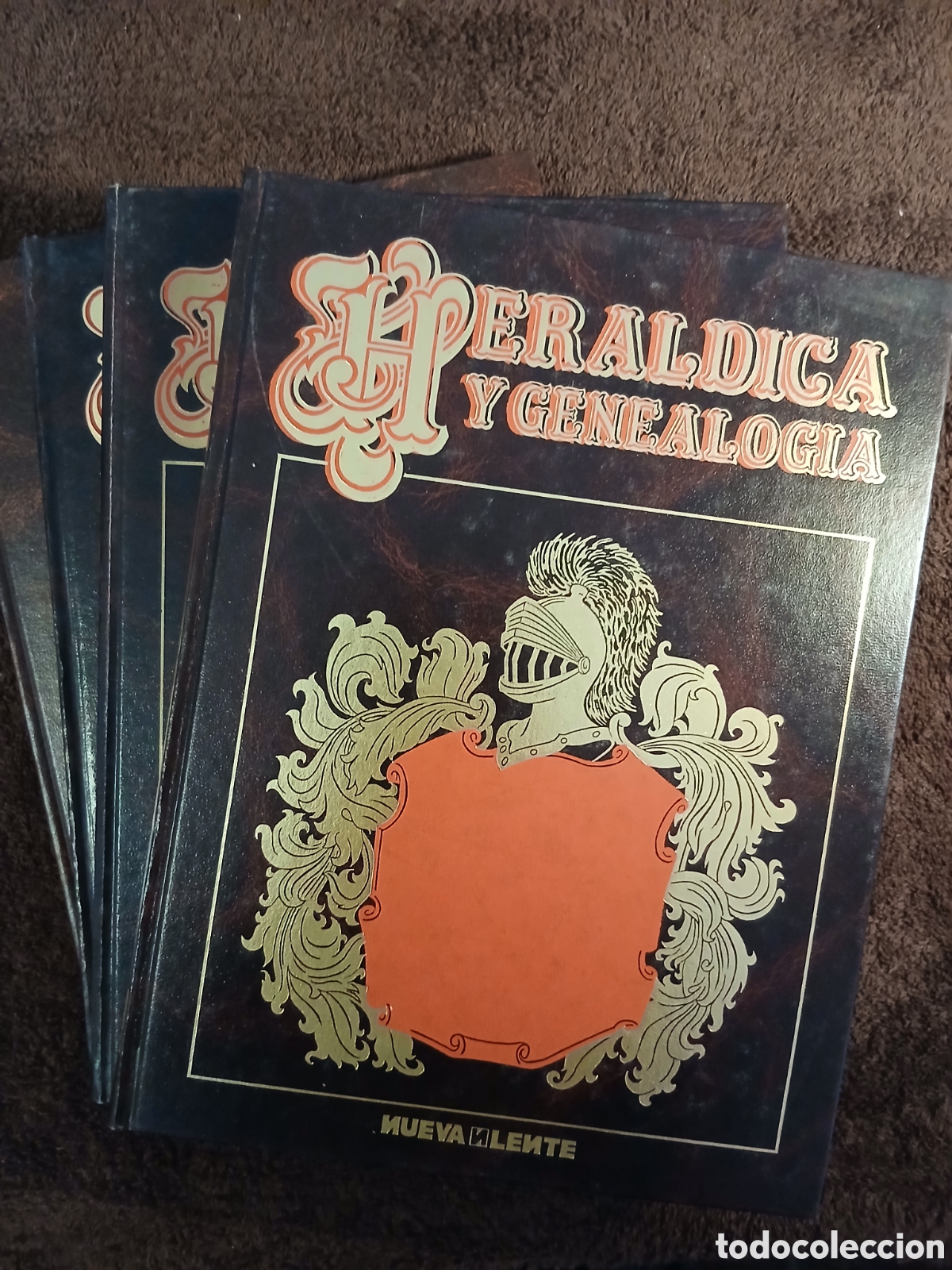 Libros de segunda mano: Her&aacute;ldica y genealog&iacute;a. Editorial Nueva lente. 4 vol&uacute;menes.