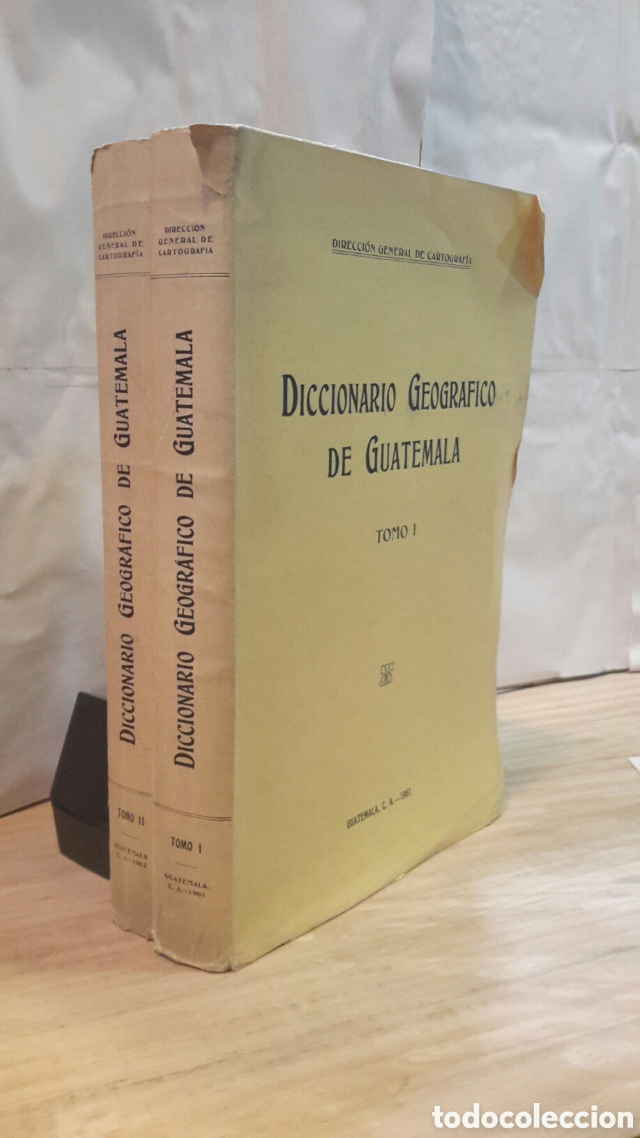 Livres d'occasion: Diccionario Geografico de Guatemala Tomo I - Tomo II