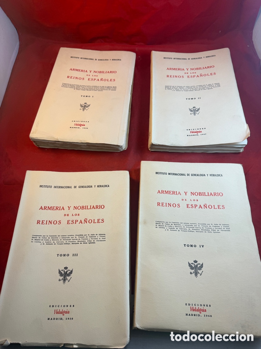 Libros de segunda mano: ARMERIA Y NOBILIARIO DE LOS REINOS ESPA&Ntilde;OLES ... 1955 - 1960 (4 TOMOS)