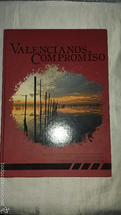 Libros de segunda mano: VALENCIANOS DE COMPROMISO 2009 - Foto 1