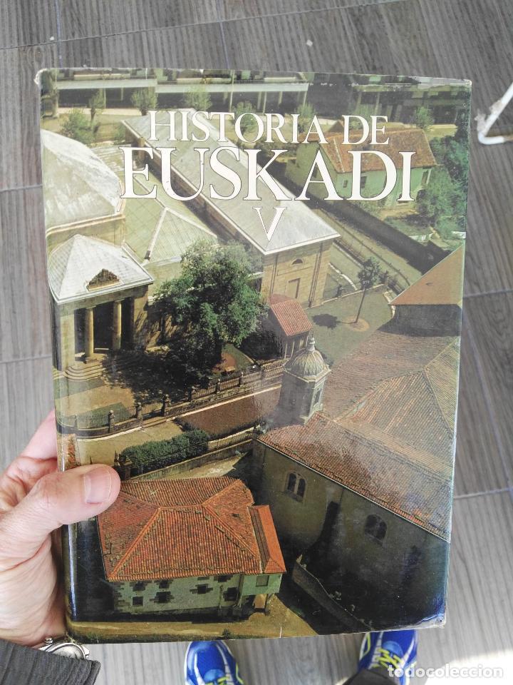 Libros de segunda mano: Coleccion 5 Libros tomos Historia de Euskadi - Foto 2
