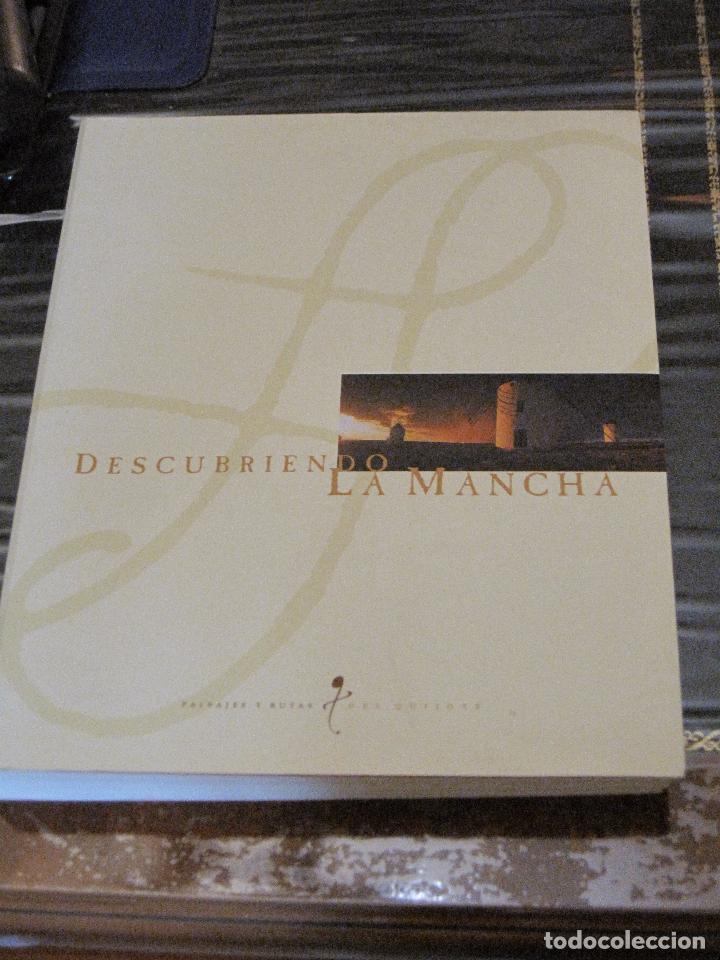 Libros de segunda mano: DESCUBRIENDO LA MANCHA. - Foto 1