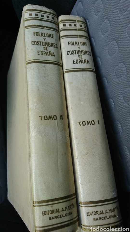 Libros de segunda mano: Folklore y costumbres de Espa&ntilde;a 2 tomos - Foto 1