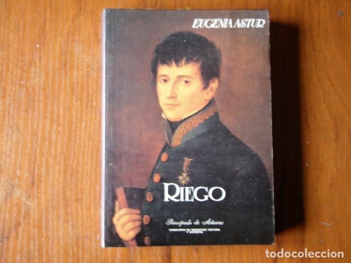 Libros de segunda mano: LIBRO RIEGO EUGENIA ASTUR - Foto 1