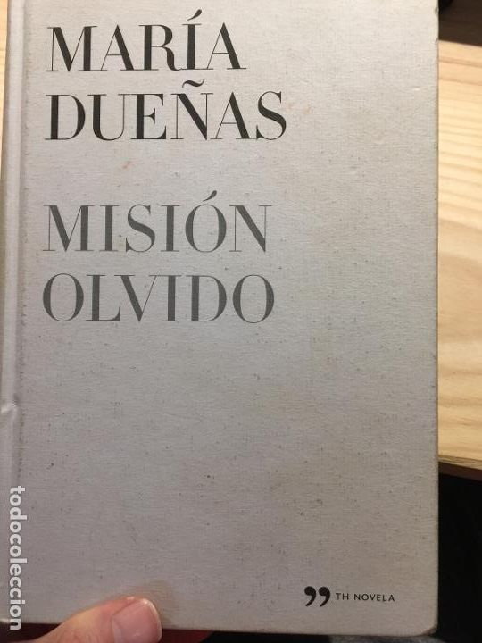 Libros de segunda mano: Misi&oacute;n Olvido - Mar&iacute;a Due&ntilde;as - Foto 1