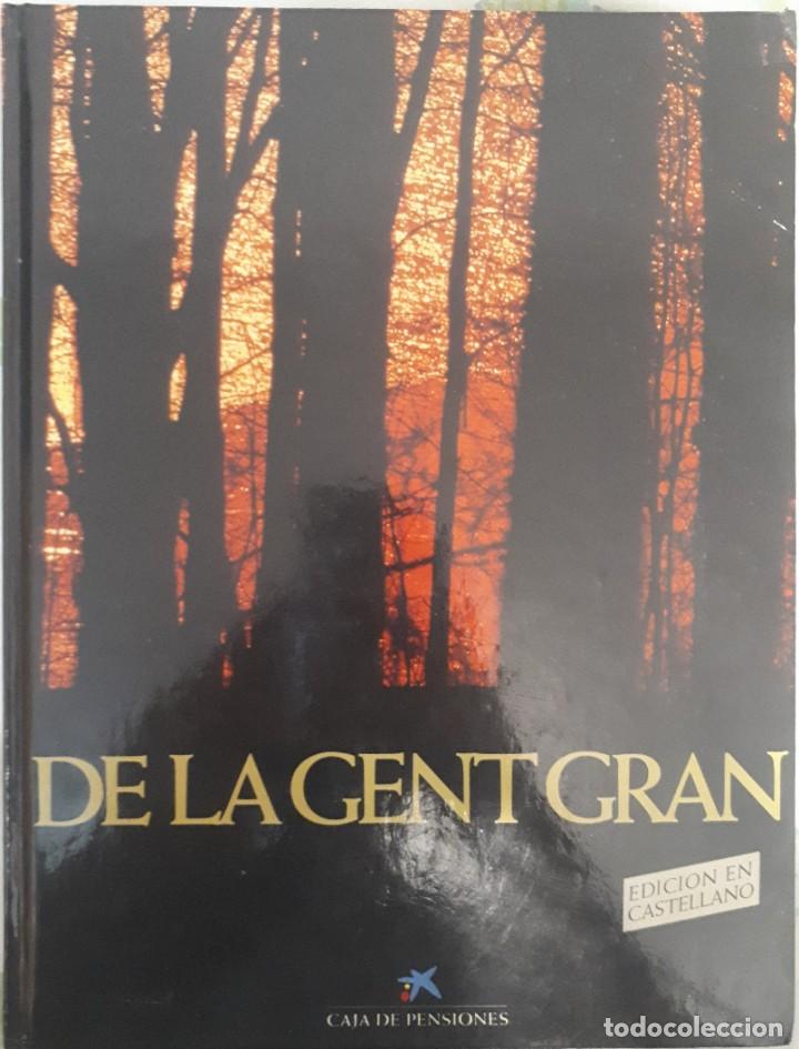 Libros de segunda mano: De la gent gran &ndash; VV. AA. La Caixa - Foto 1