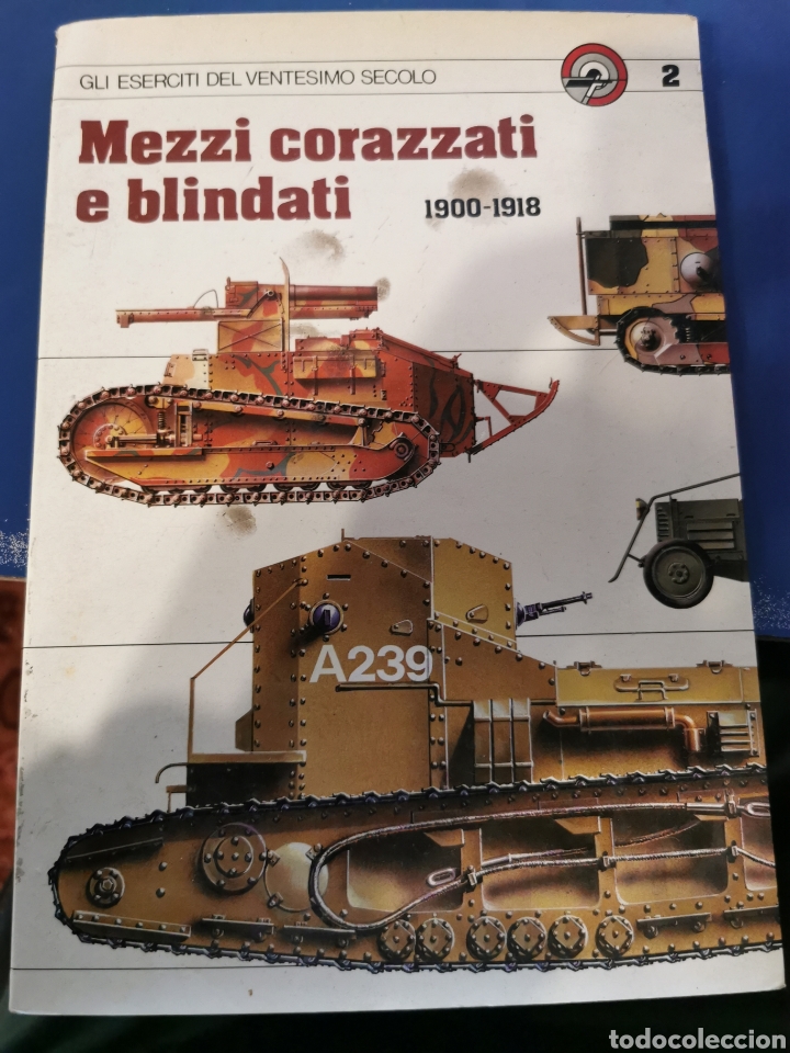 Libros de segunda mano: Mezzi corazzati e blindati - Foto 1