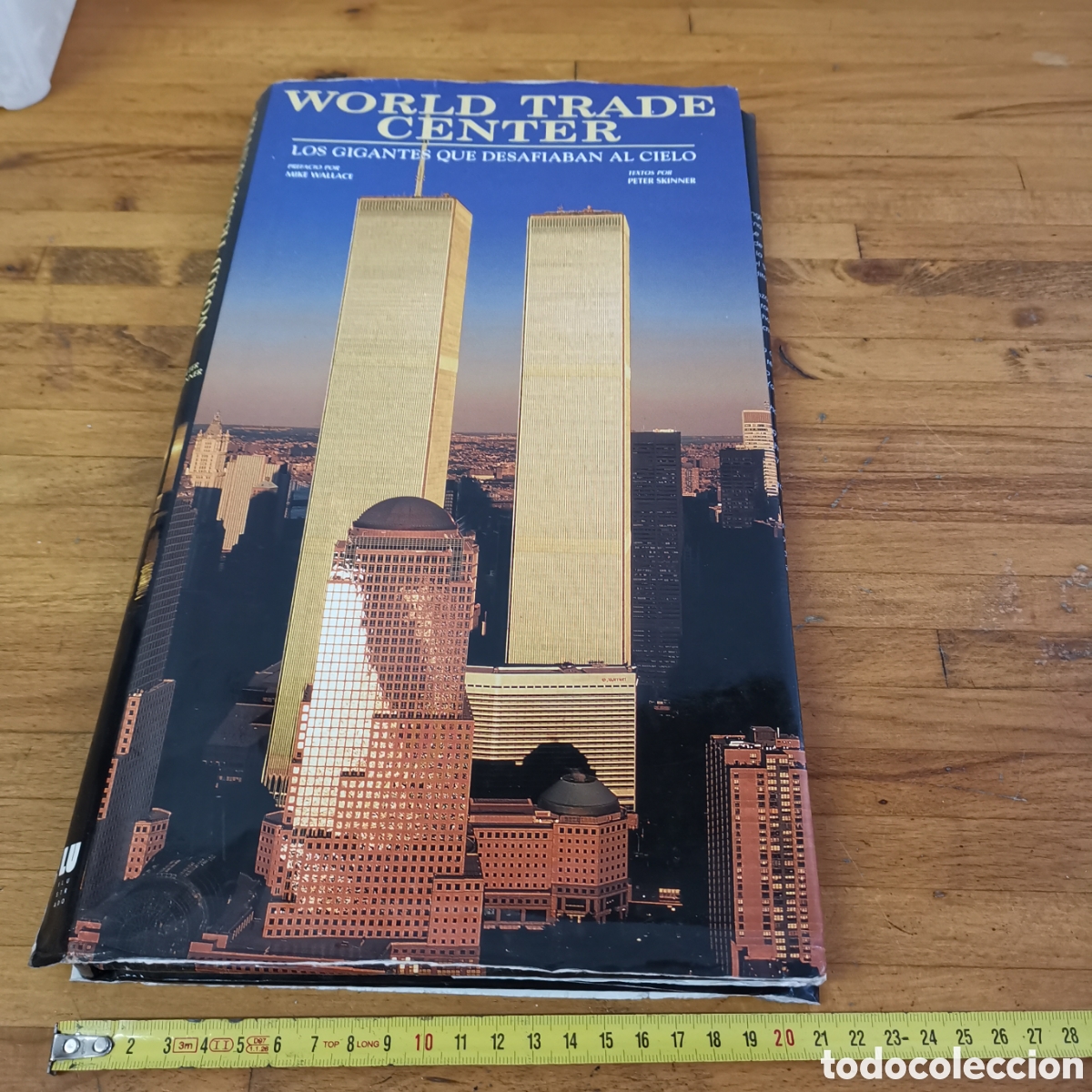 Libros de segunda mano: Libro del World Trade Center del a&ntilde;o 2002 - Foto 1