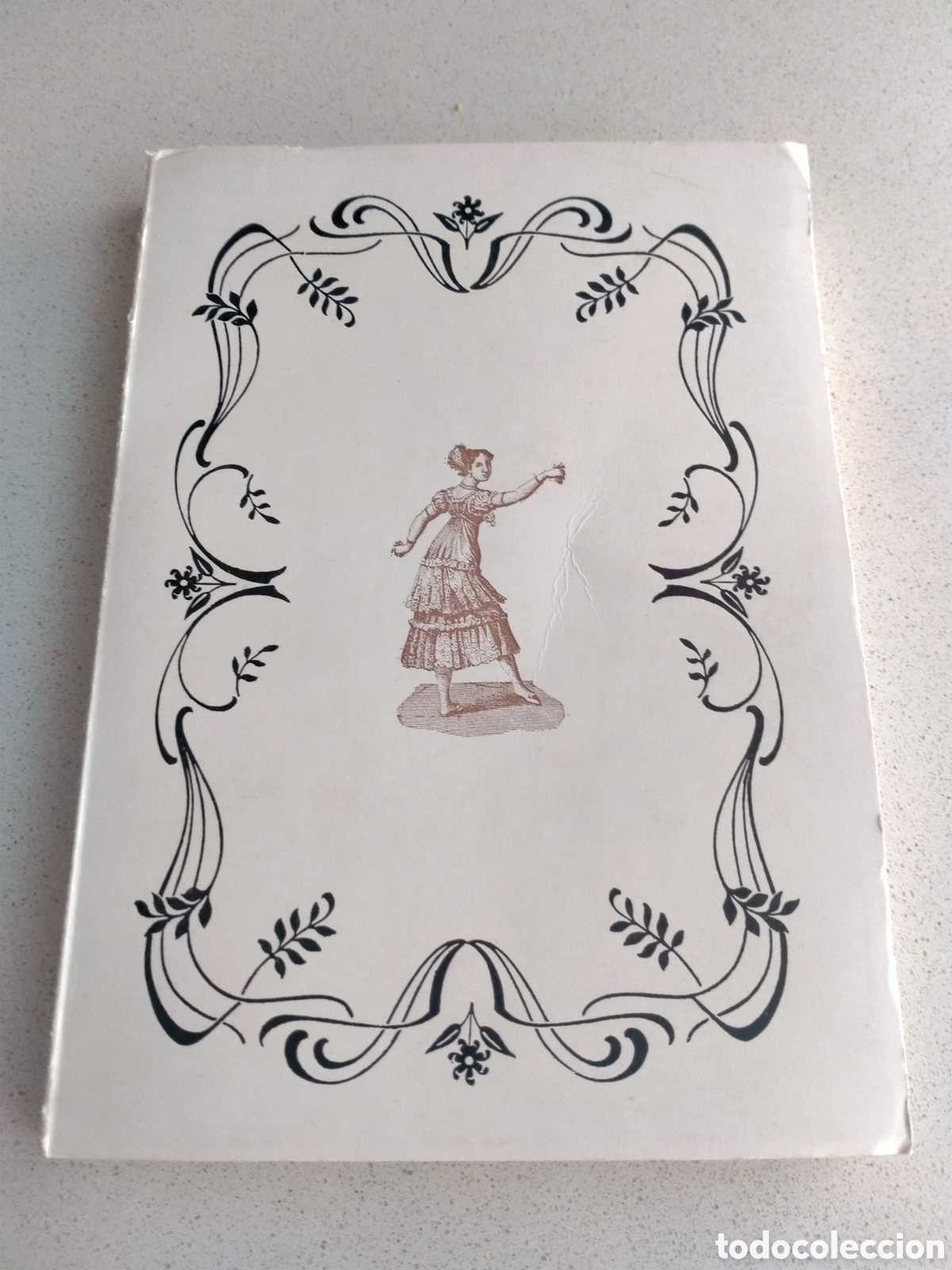 Libros de segunda mano: Trajes de madrid - Foto 1
