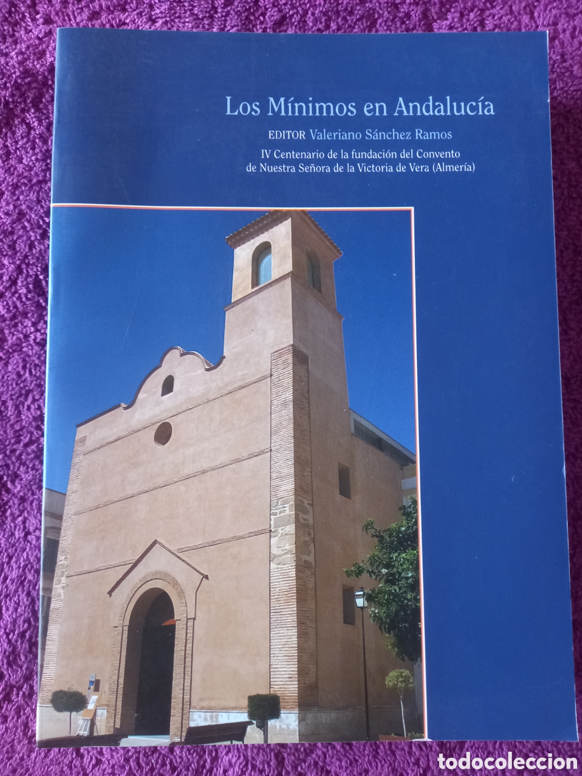 Libros de segunda mano: Los m&iacute;nimos en Andaluc&iacute;a. - Foto 1