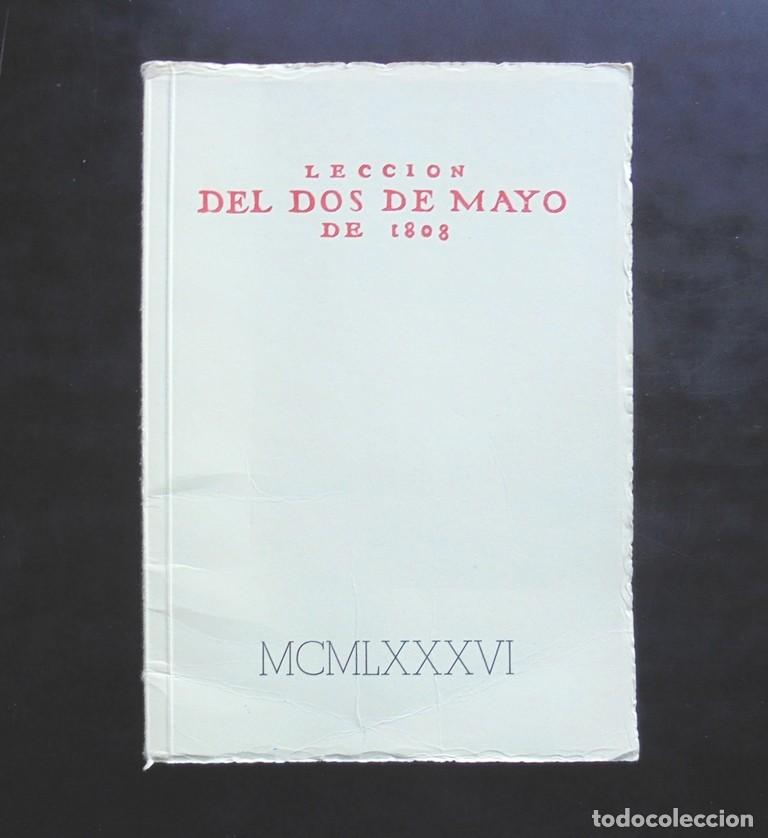 Libros de segunda mano: Lecci&oacute;n del Dos de Mayo de 1808 facs&iacute;mil 1986 - Foto 1