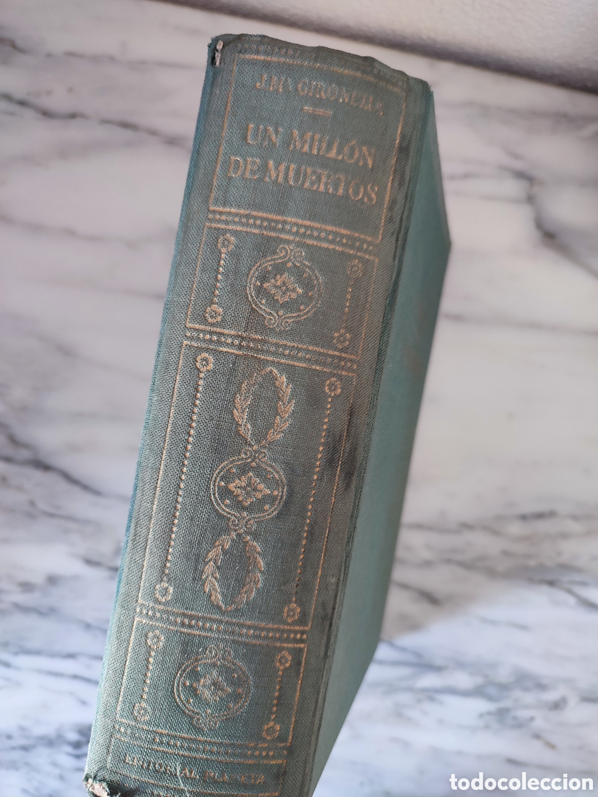 Libros de segunda mano: Un mill&oacute;n de muertos - Foto 1