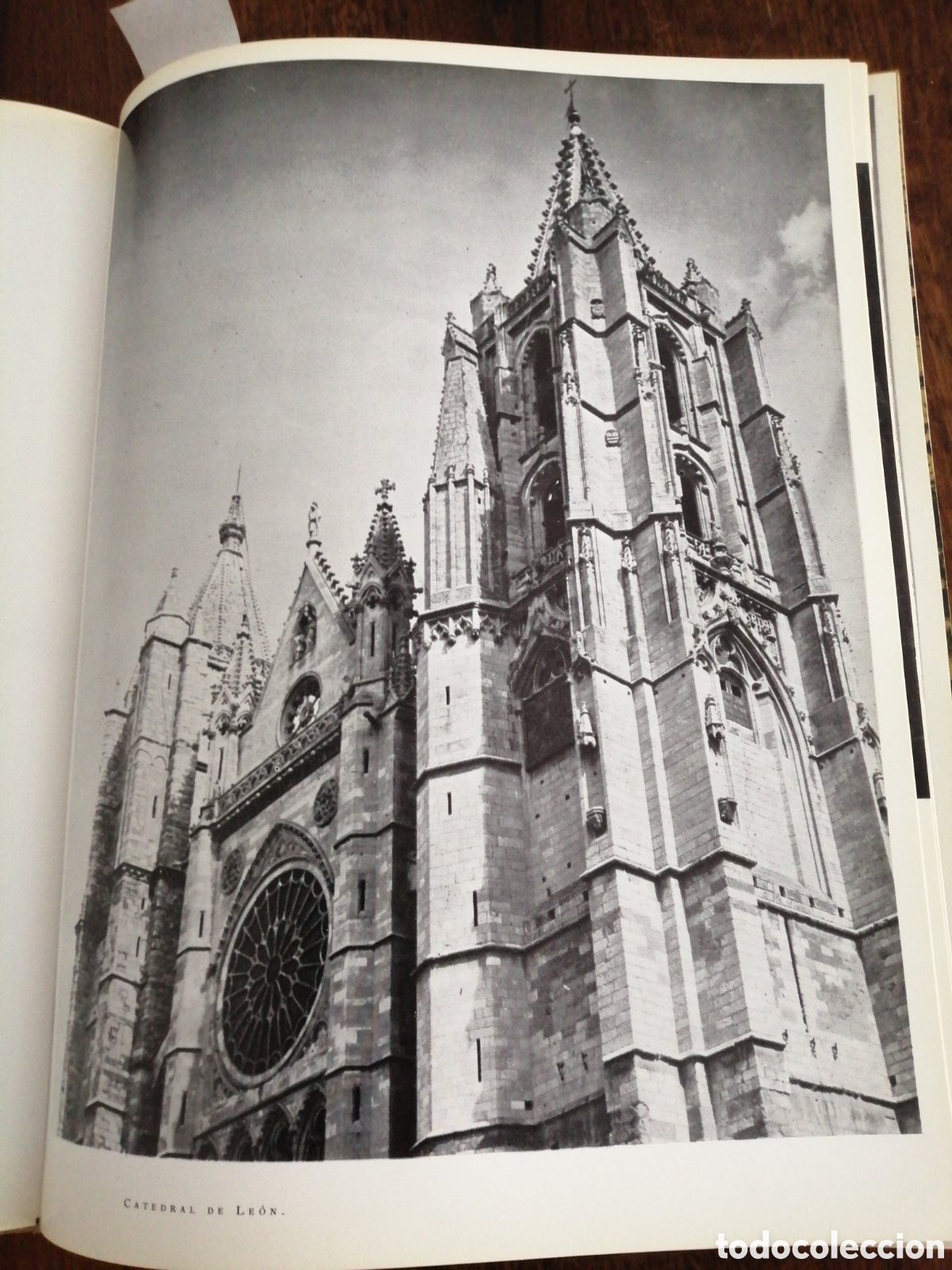 Libros de segunda mano: LIBRO LA ESPA&Ntilde;A DE LOS ESPA&Ntilde;OLES - Foto 3